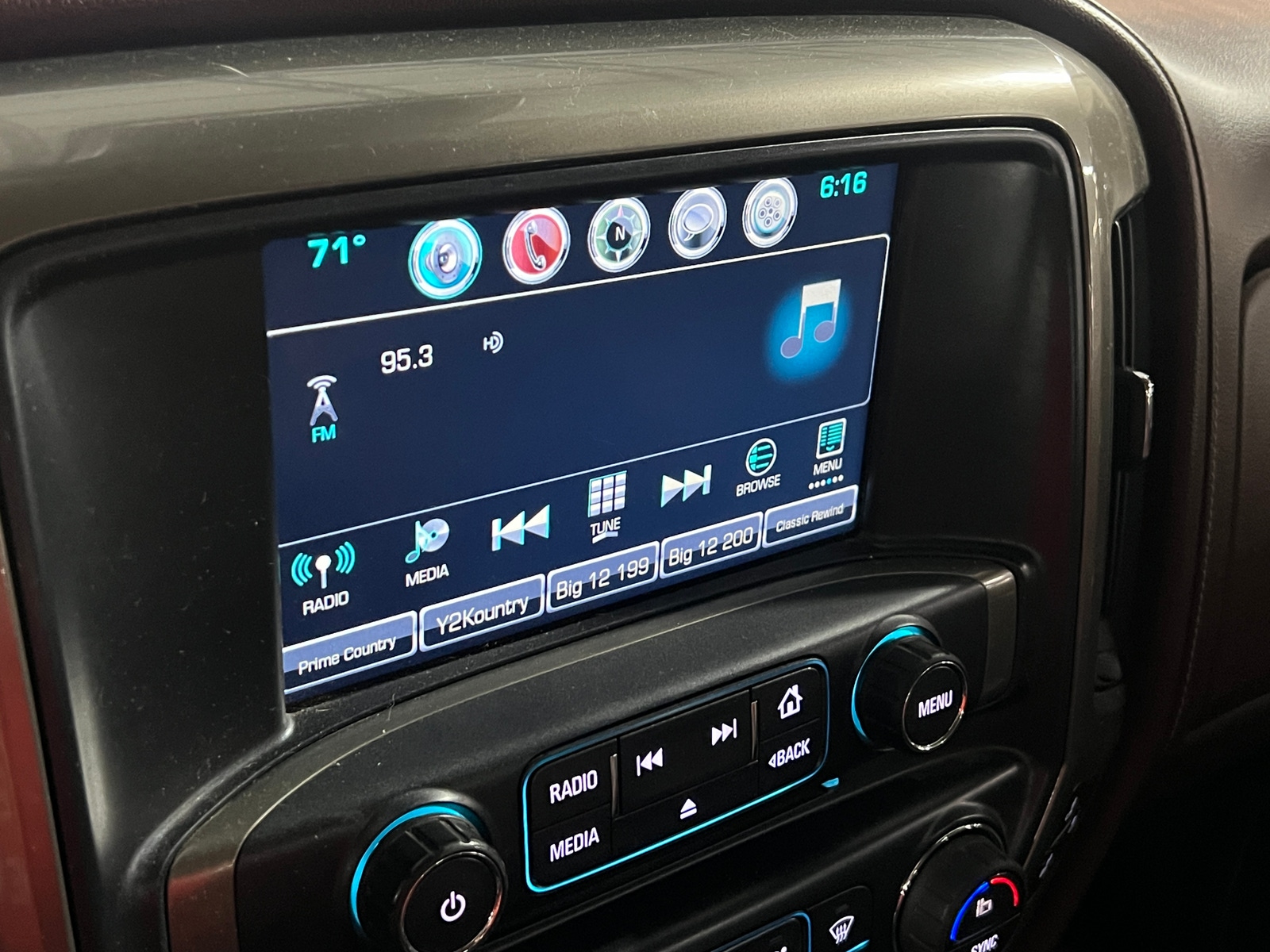 Thumbnail: 2016 Chevrolet Silverado 2500 - 3