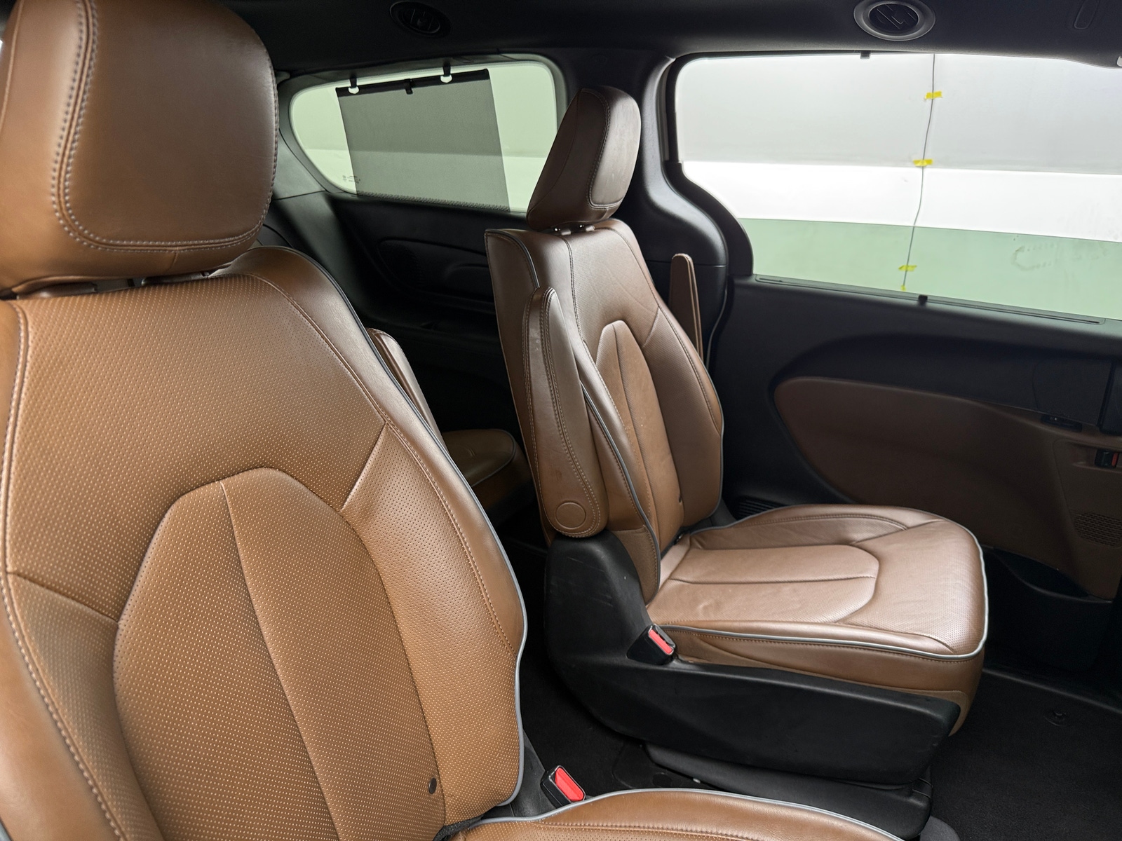Thumbnail: 2021 Chrysler Pacifica - 5