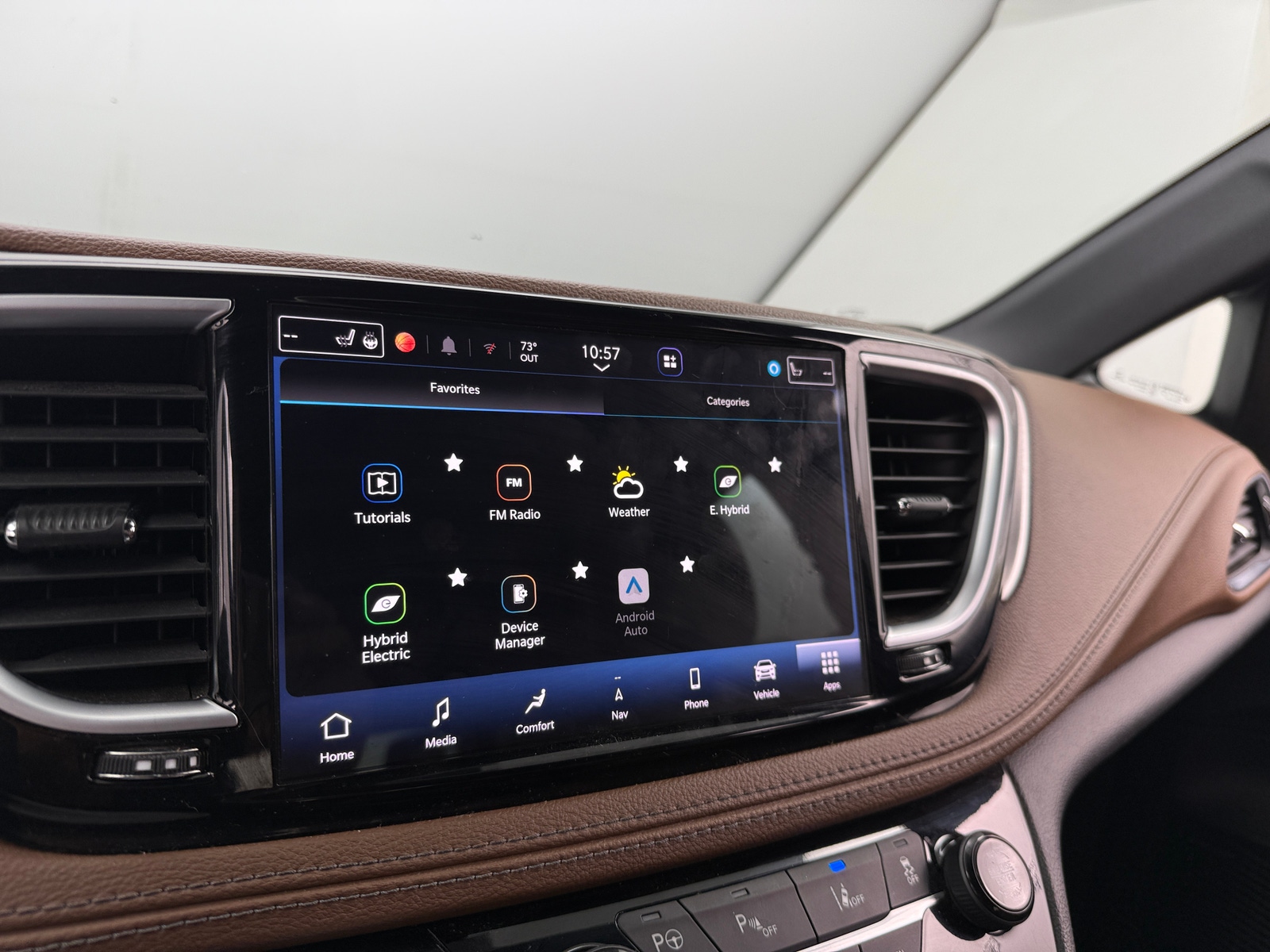 Thumbnail: 2021 Chrysler Pacifica - 3