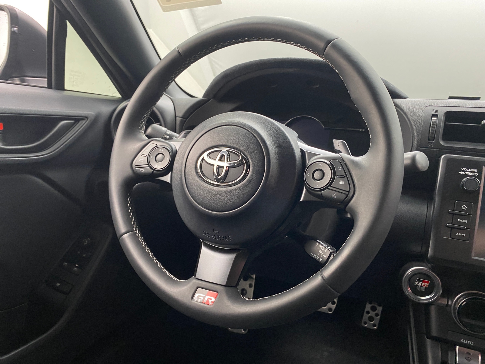 Thumbnail: 2024 Toyota GR86 - 3