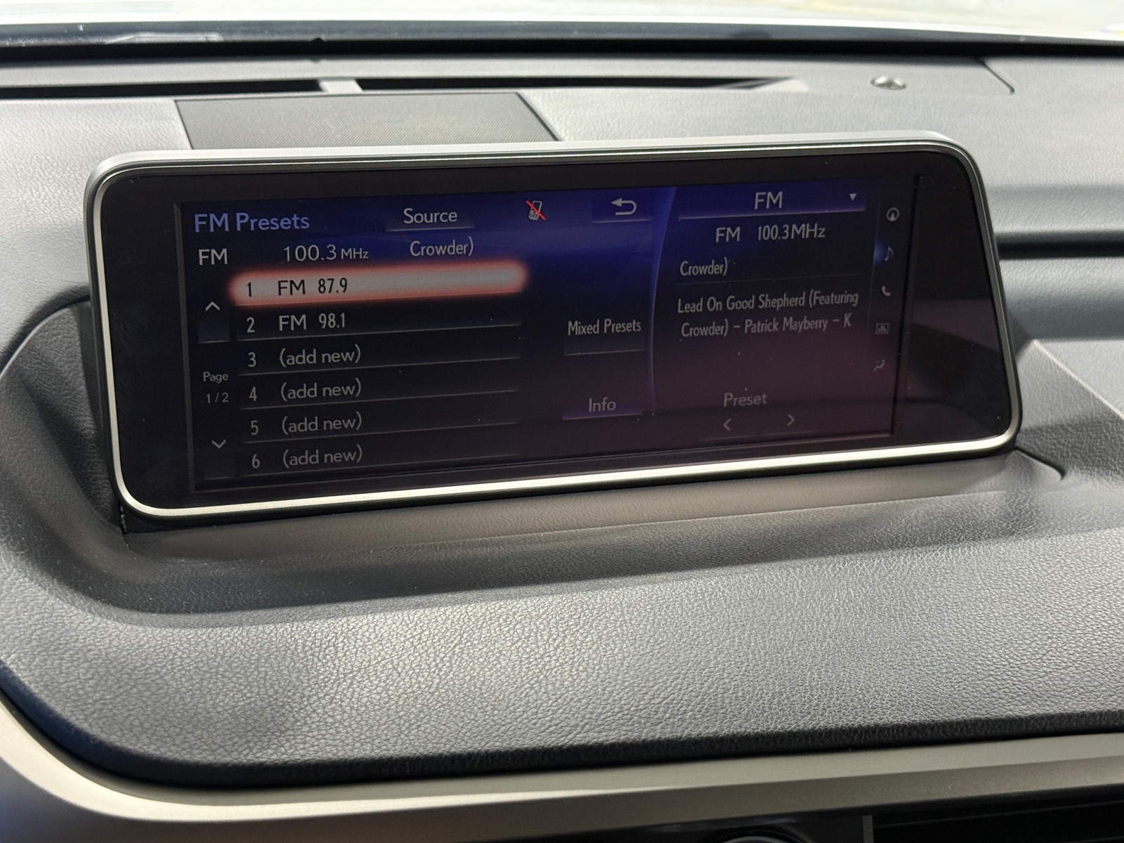 Thumbnail: 2016 Lexus RX - 4