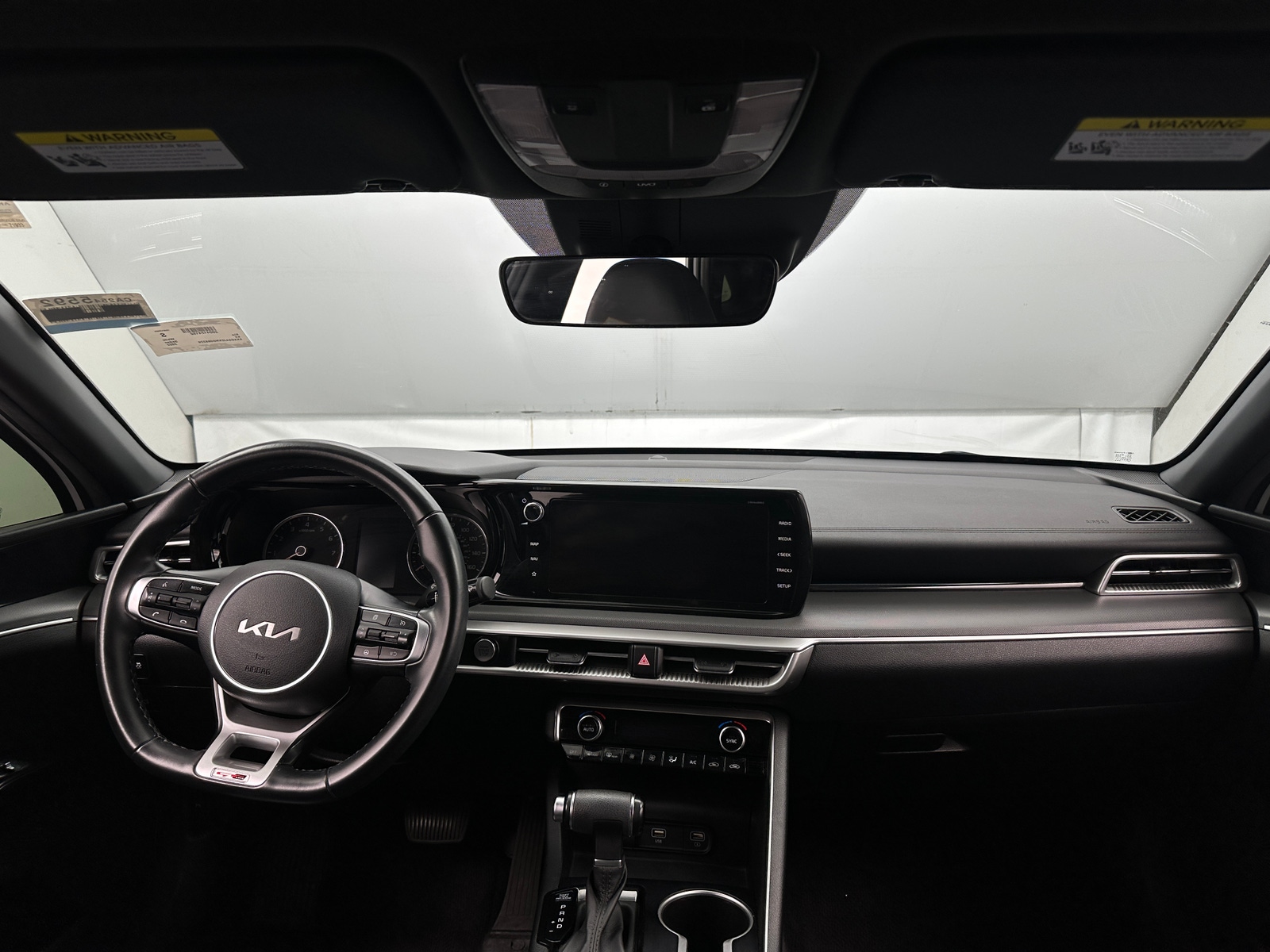 Thumbnail: 2022 Kia K5 - 3