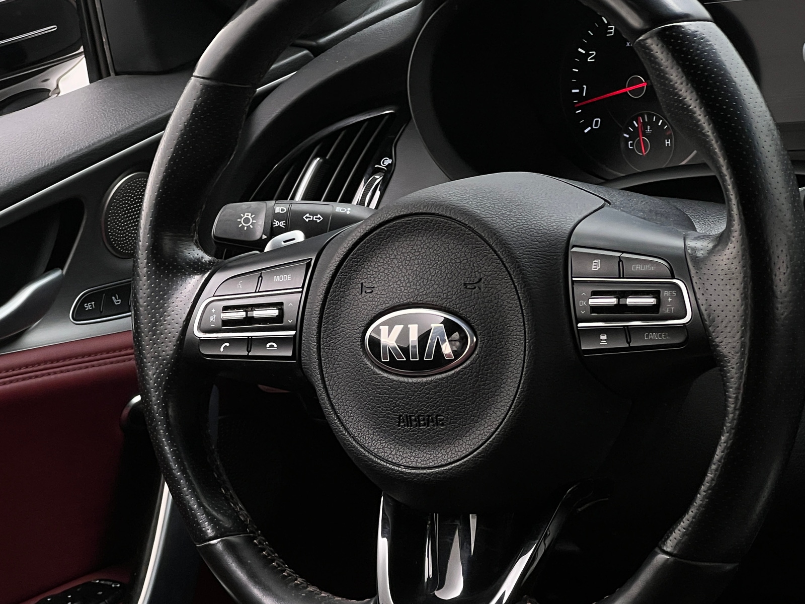 Thumbnail: 2020 Kia Stinger - 4