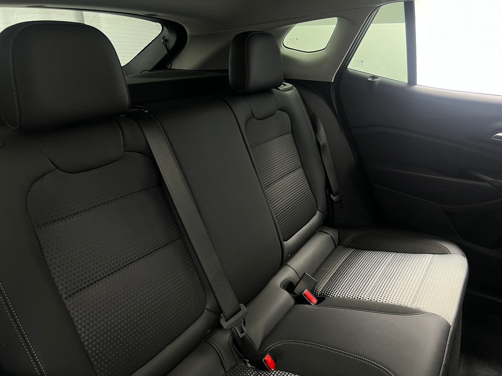 Thumbnail: 2025 Chevrolet Trax - 6