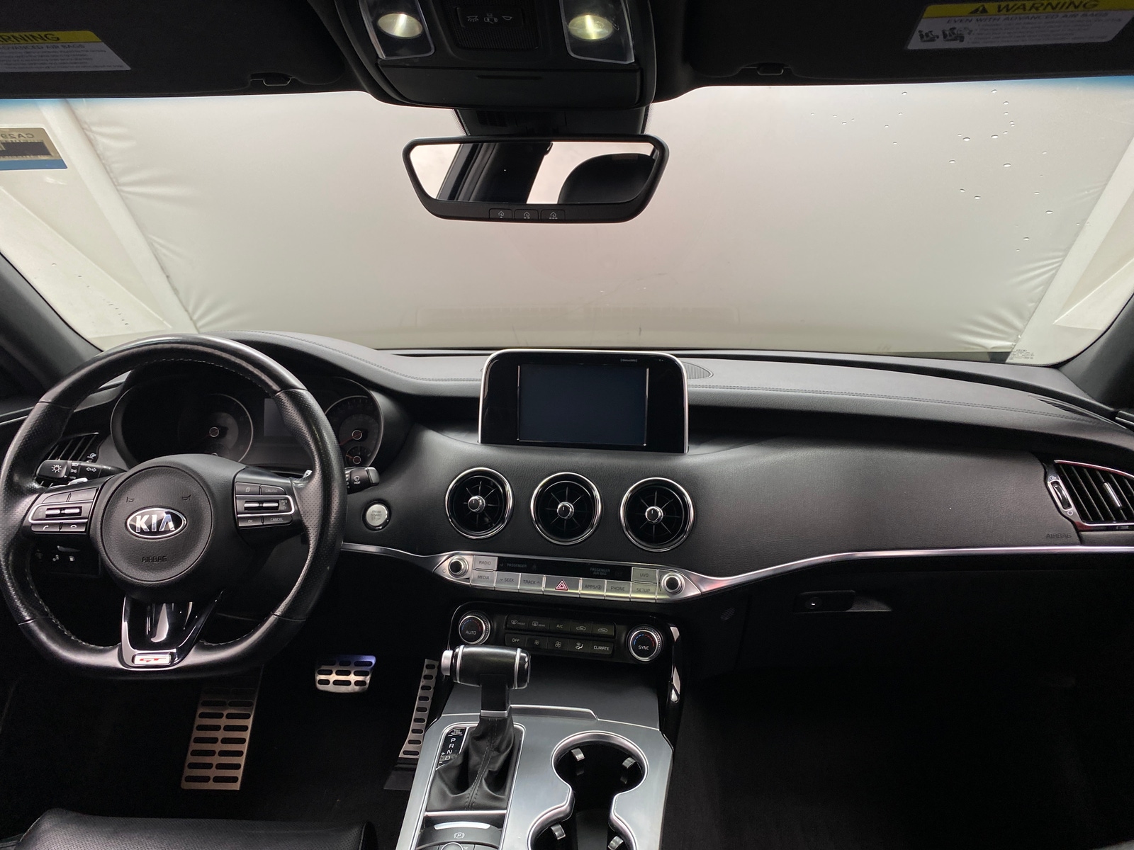 Thumbnail: 2020 Kia Stinger - 2