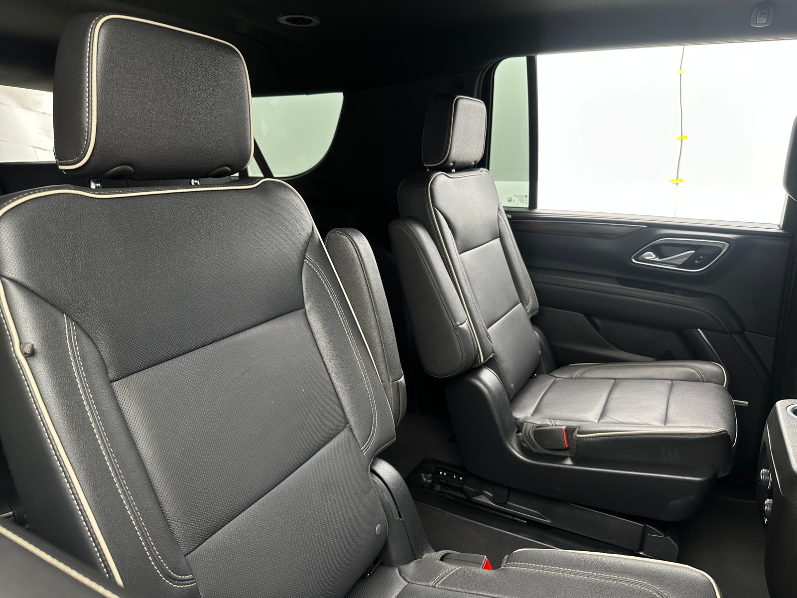 Thumbnail: 2023 Chevrolet Suburban - 5