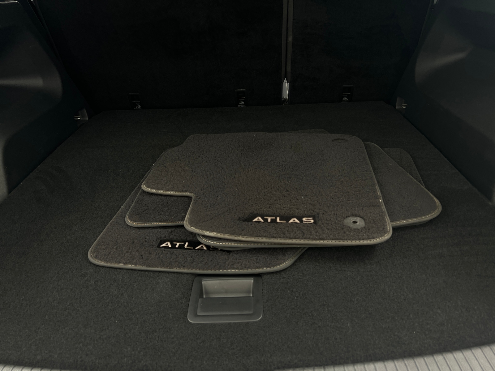Thumbnail: 2024 Volkswagen Atlas - 6