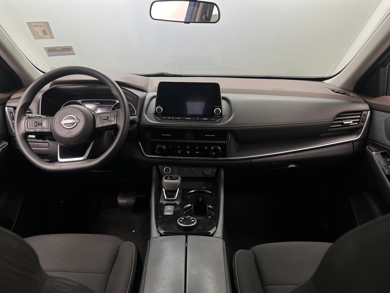 Thumbnail: 2023 Nissan Rogue - 3
