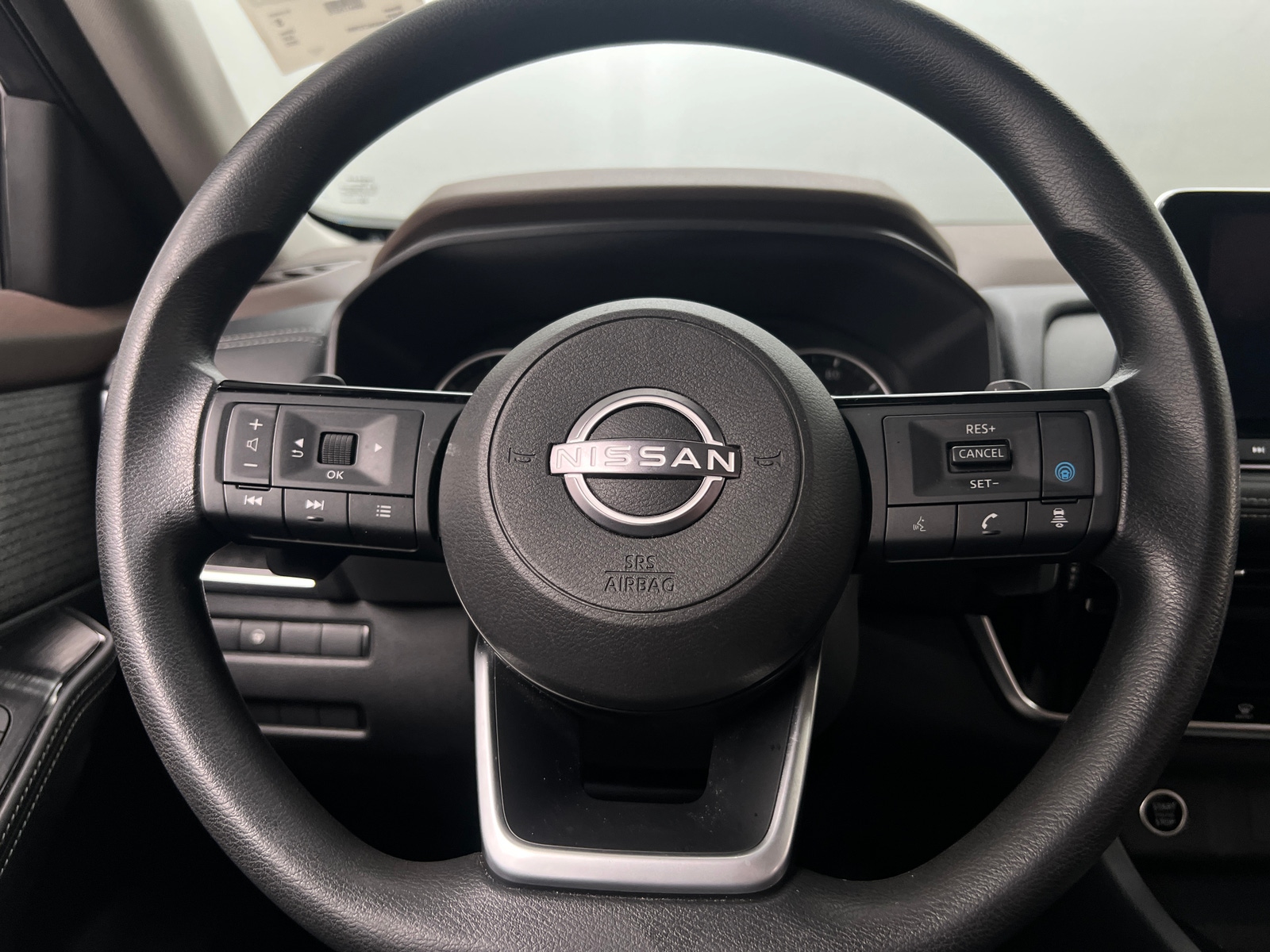 Thumbnail: 2022 Nissan Rogue - 5