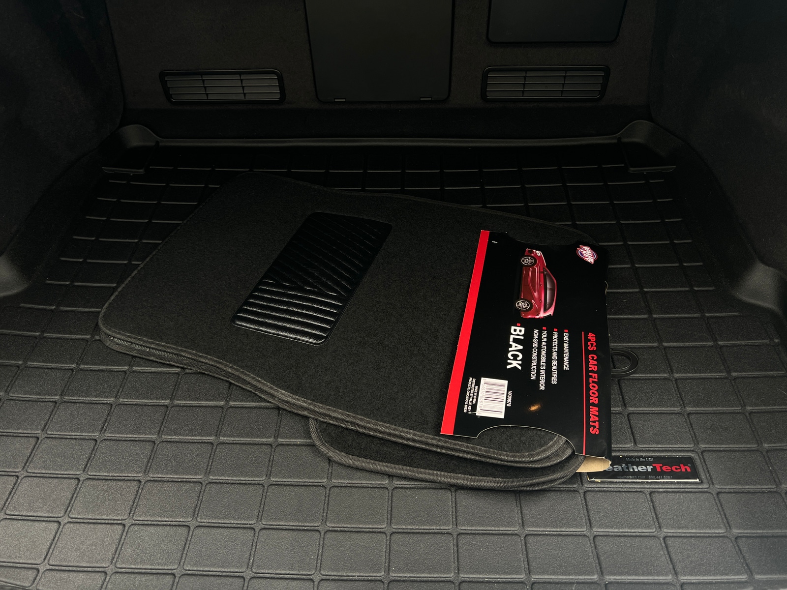 Thumbnail: 2014 Audi S8 - 6
