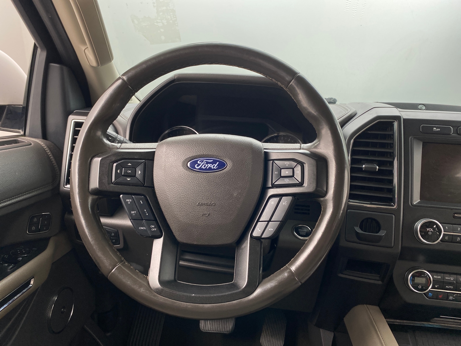 Thumbnail: 2020 Ford Expedition MAX - 4