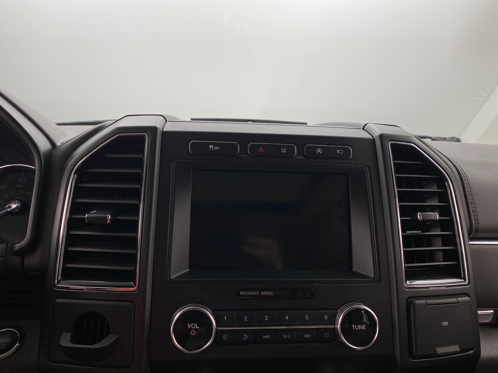 Thumbnail: 2020 Ford Expedition MAX - 3