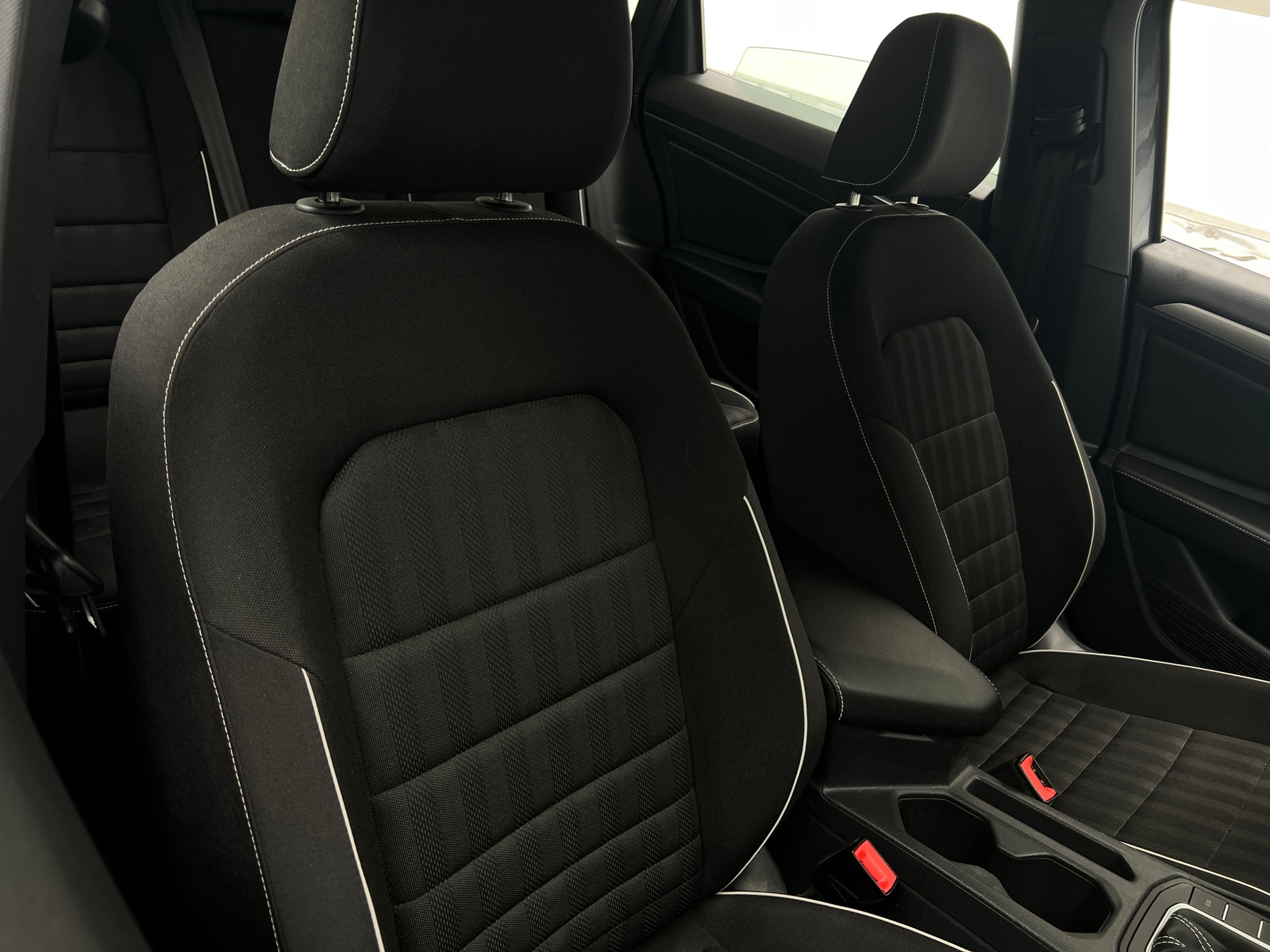 Thumbnail: 2023 Volkswagen Jetta - 2