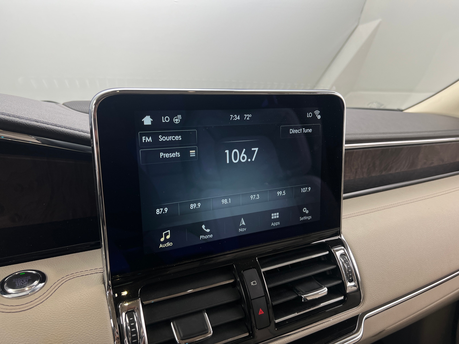 Thumbnail: 2019 Lincoln Navigator - 3