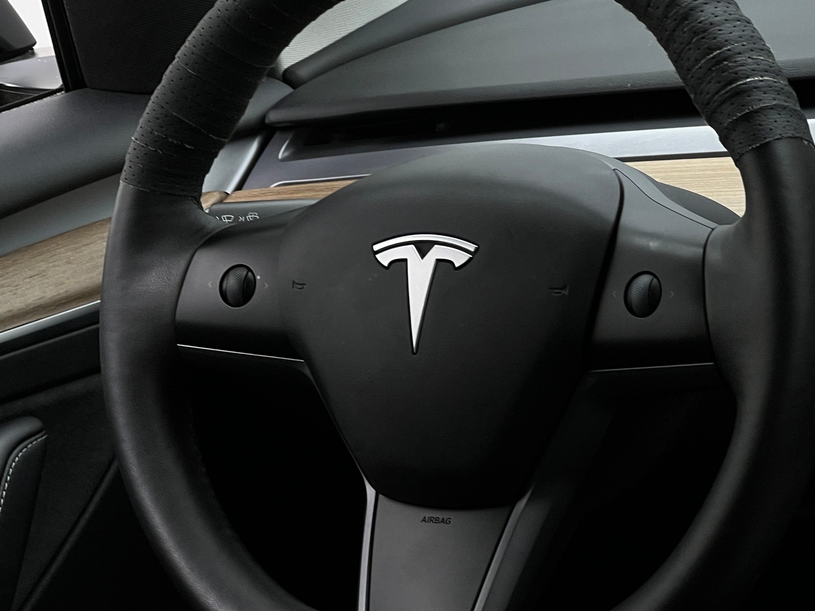 Thumbnail: 2023 Tesla Model 3 - 3