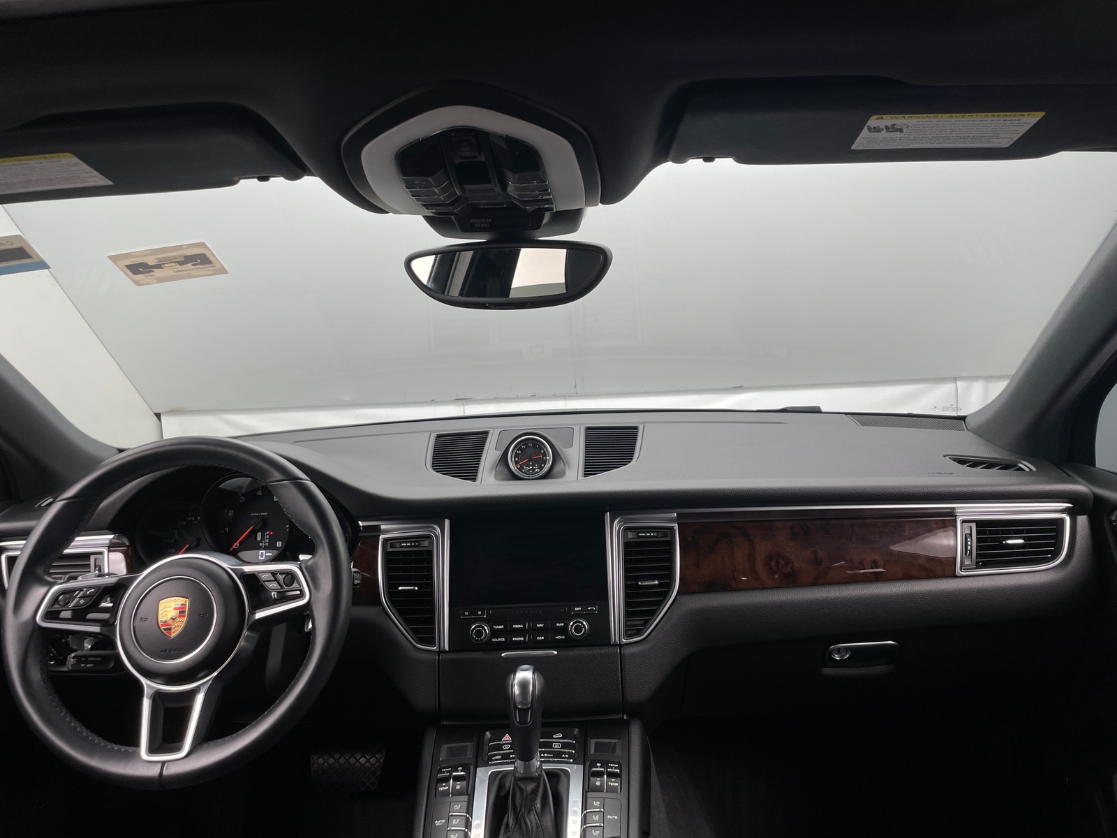 Thumbnail: 2018 Porsche Macan - 2