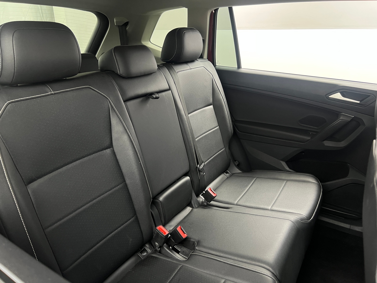 Thumbnail: 2021 Volkswagen Tiguan - 5