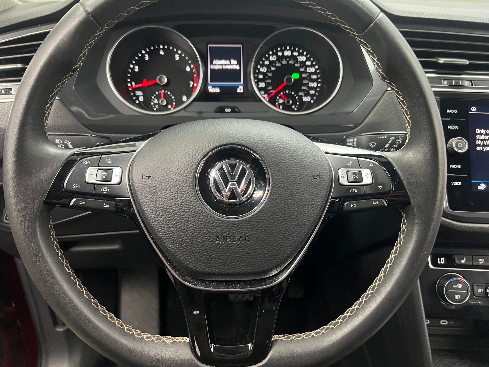 Thumbnail: 2021 Volkswagen Tiguan - 4