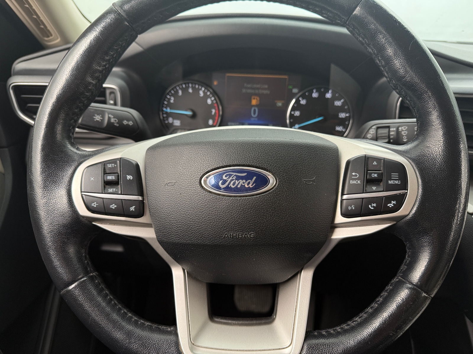 Thumbnail: 2021 Ford Explorer - 5