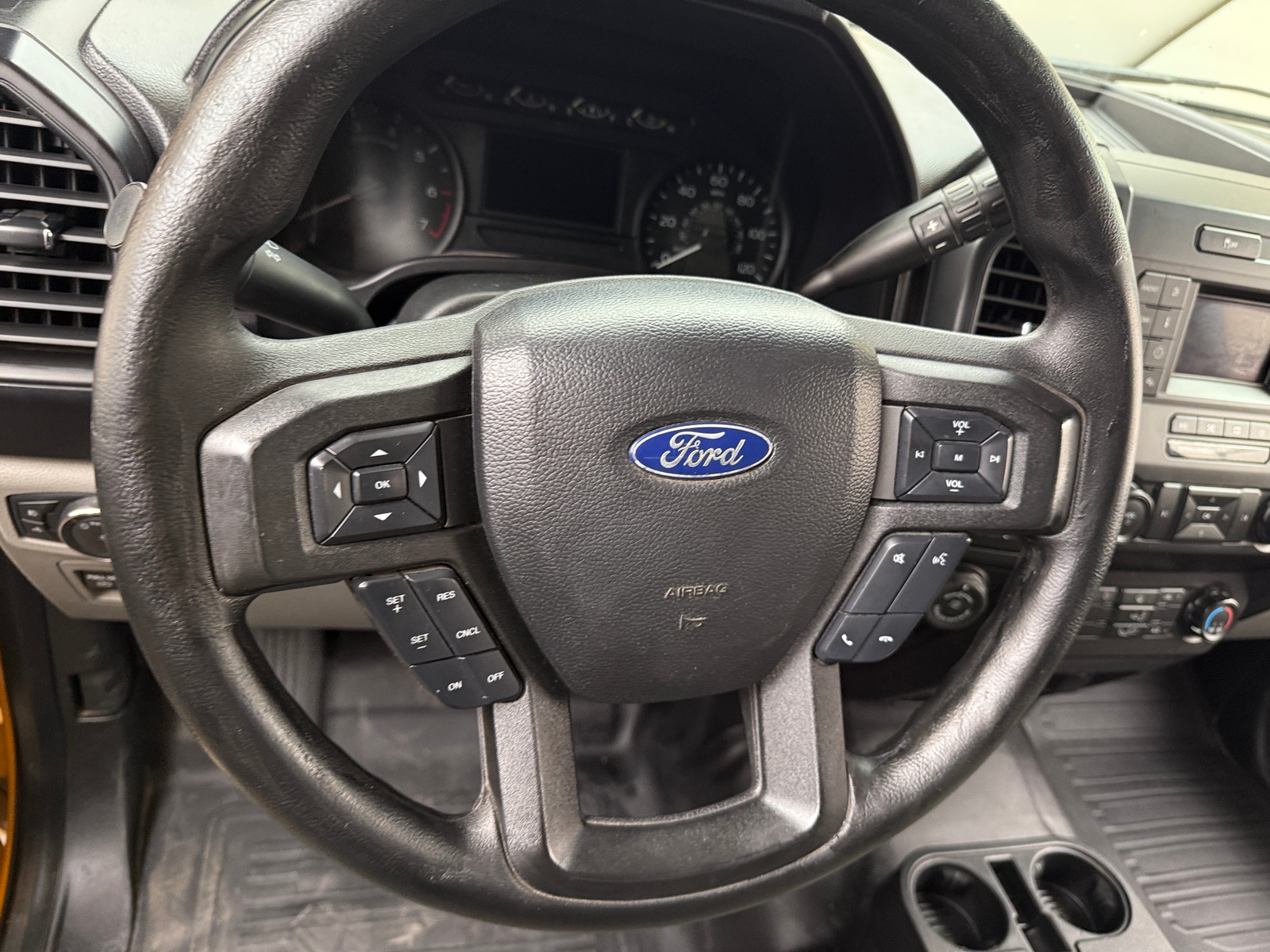 Thumbnail: 2019 Ford Econoline - 5