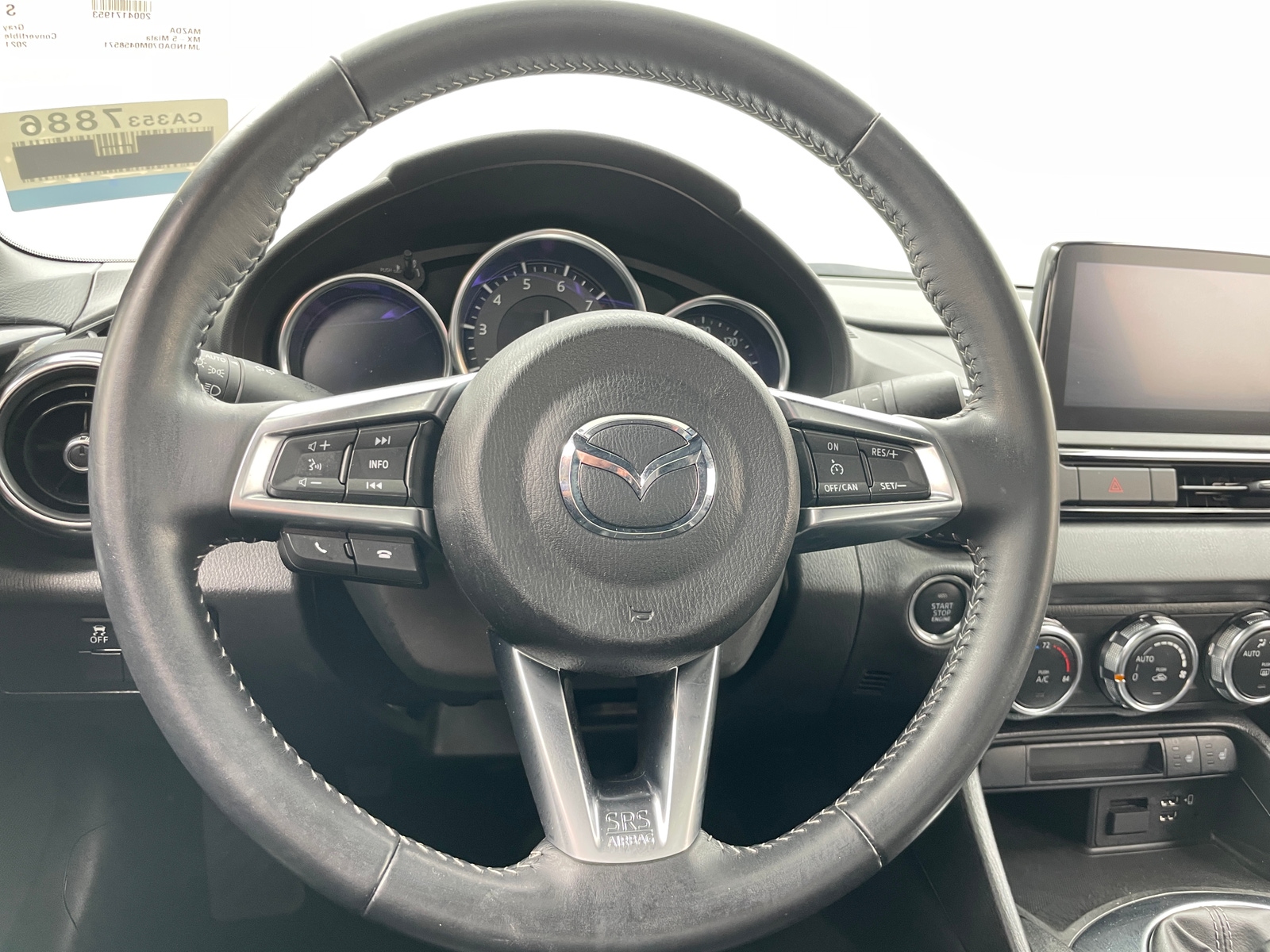 Thumbnail: 2021 Mazda MX-5 Miata - 3