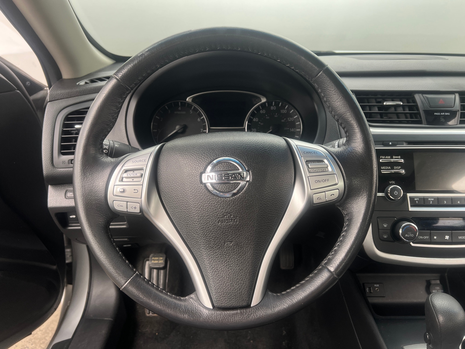 Thumbnail: 2016 Nissan Altima - 5