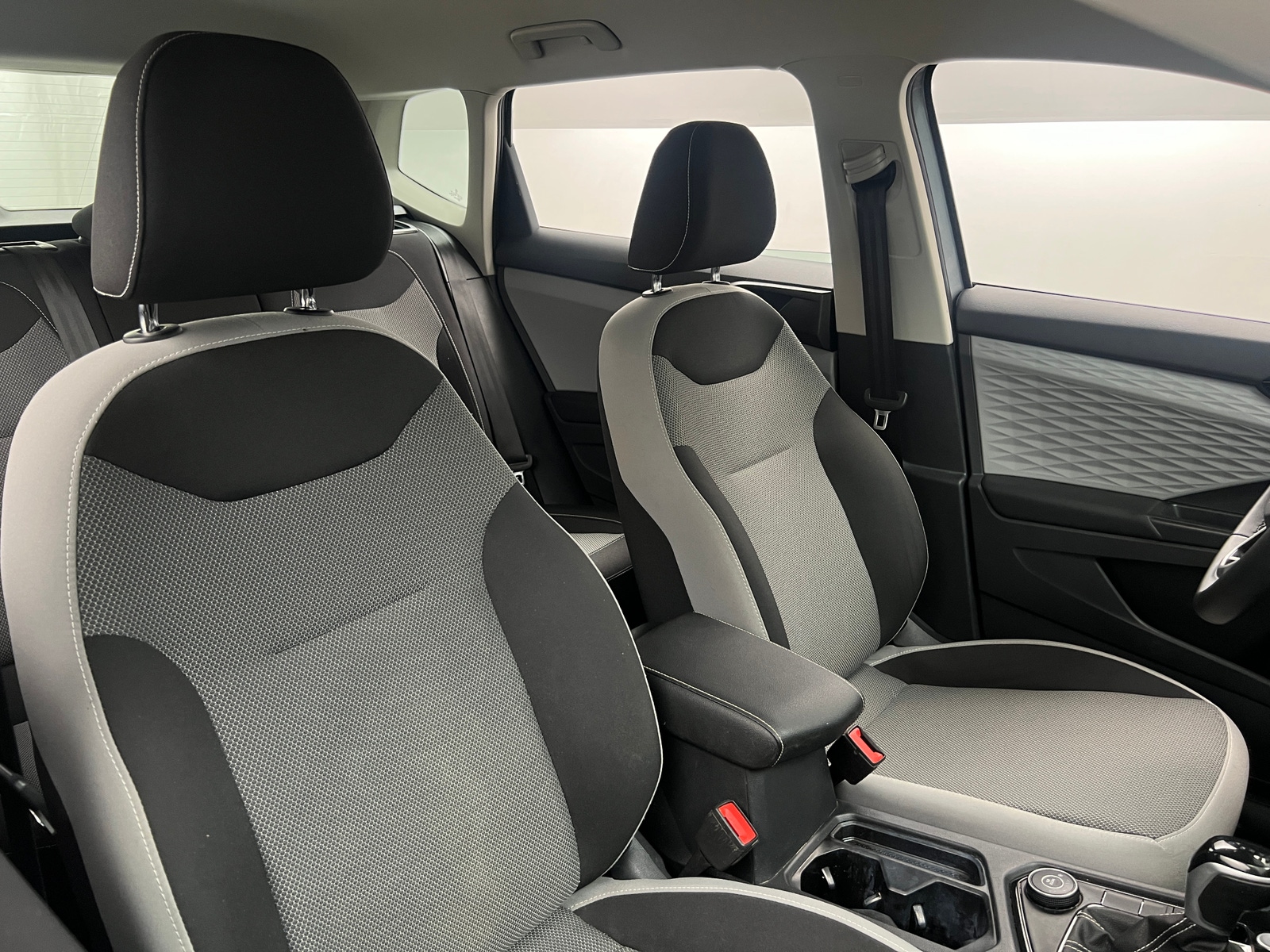 Thumbnail: 2023 Volkswagen Taos - 2