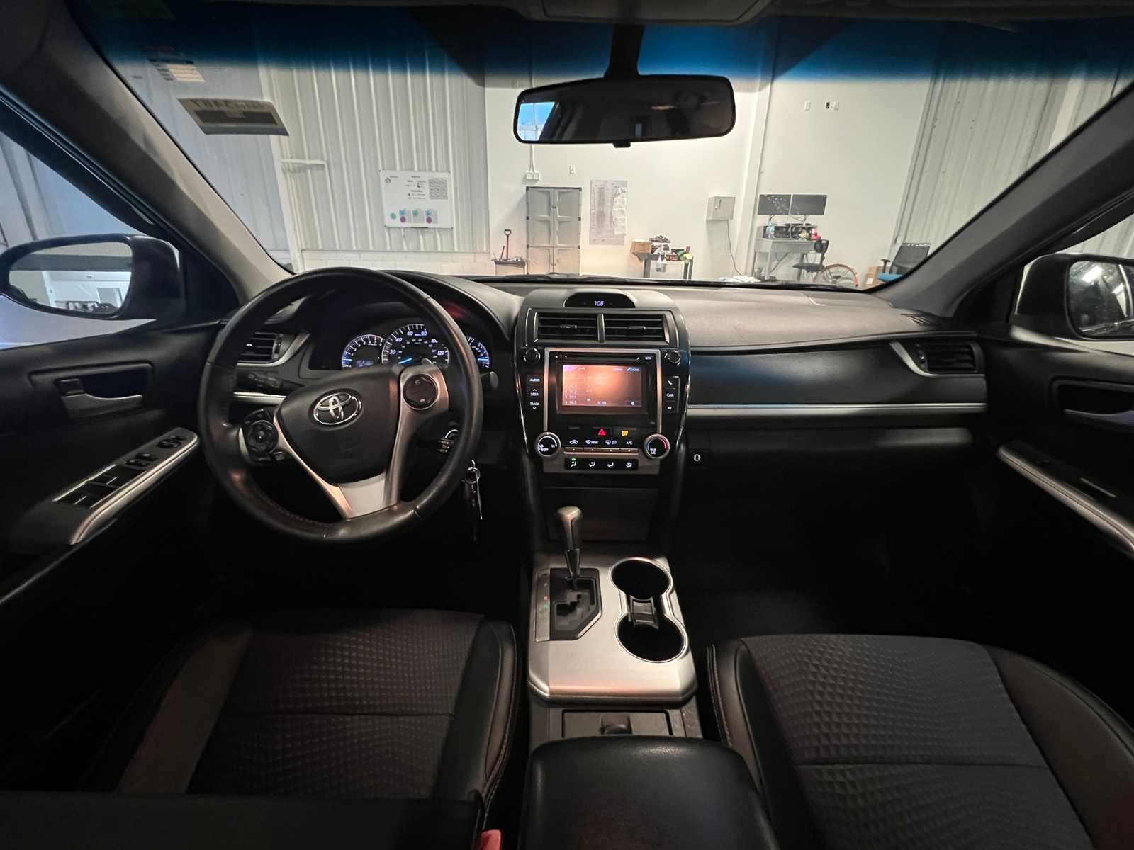 Thumbnail: 2014 Toyota Camry - 3