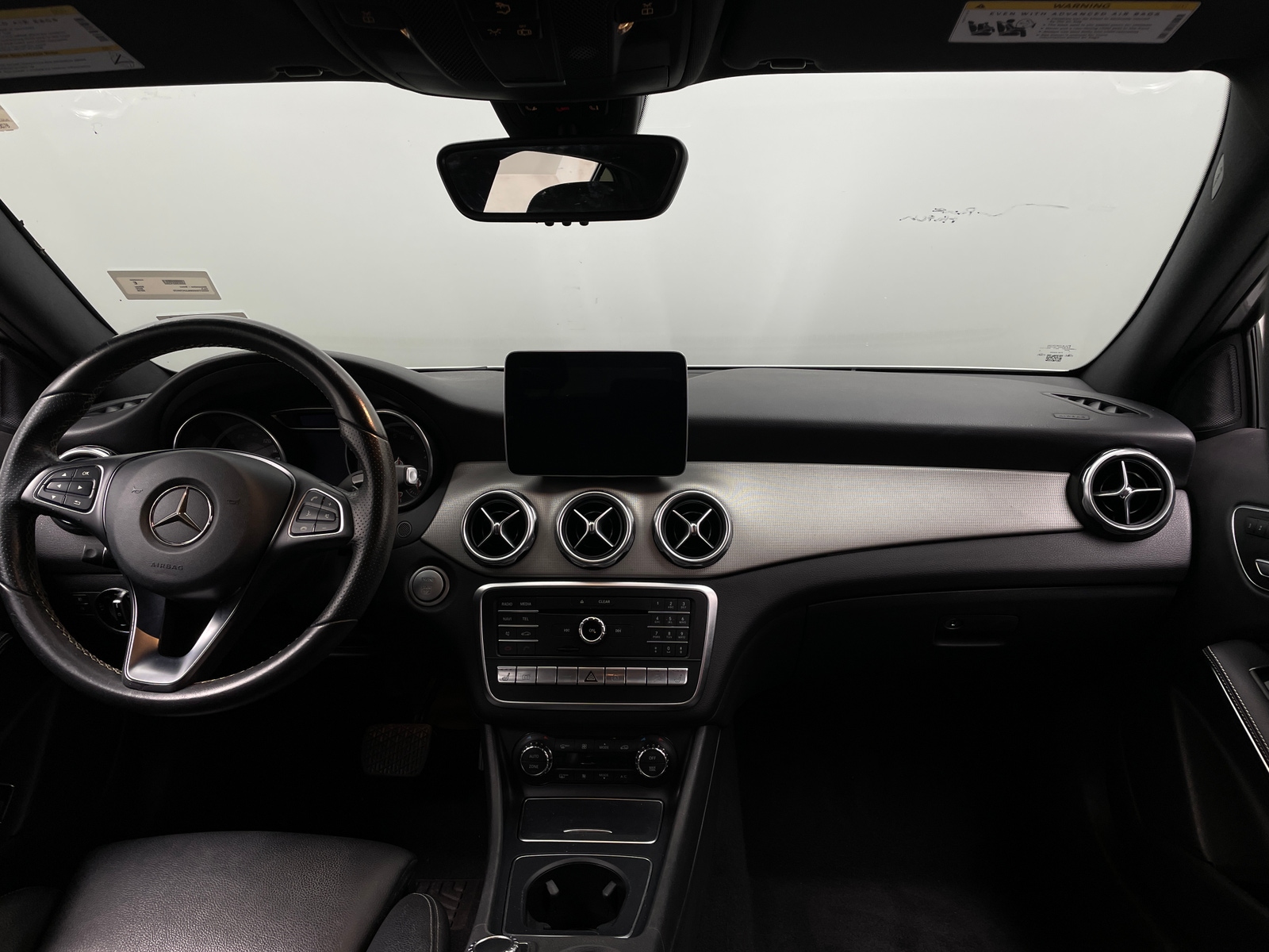 Thumbnail: 2018 Mercedes-Benz GLA - 2