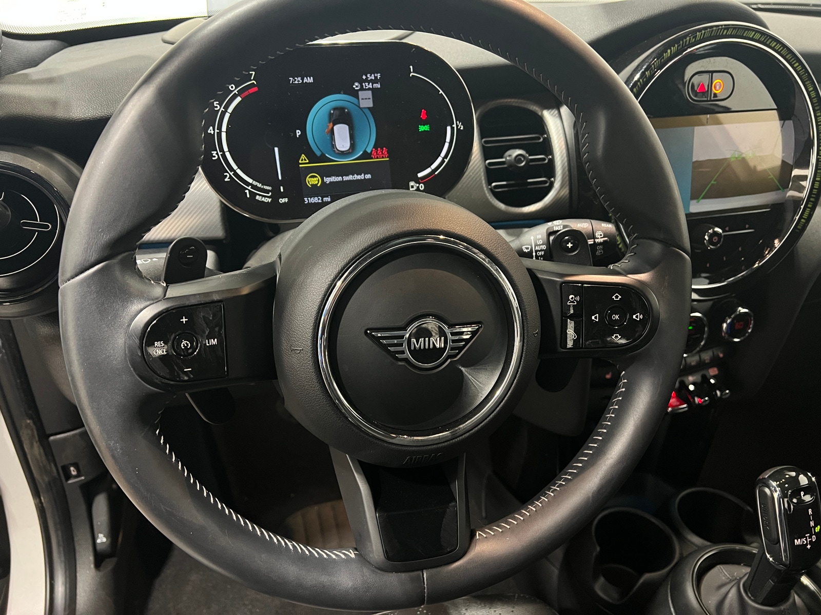 Thumbnail: 2023 MINI Cooper Hardtop - 4