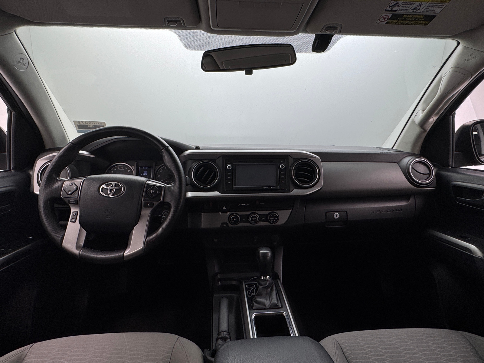 Thumbnail: 2016 Toyota Tacoma - 3