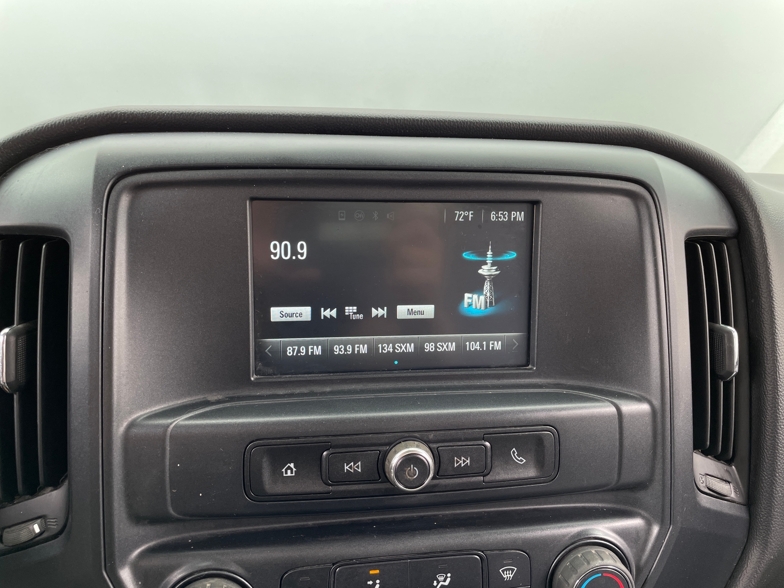 Thumbnail: 2016 Chevrolet Silverado 1500 - 4