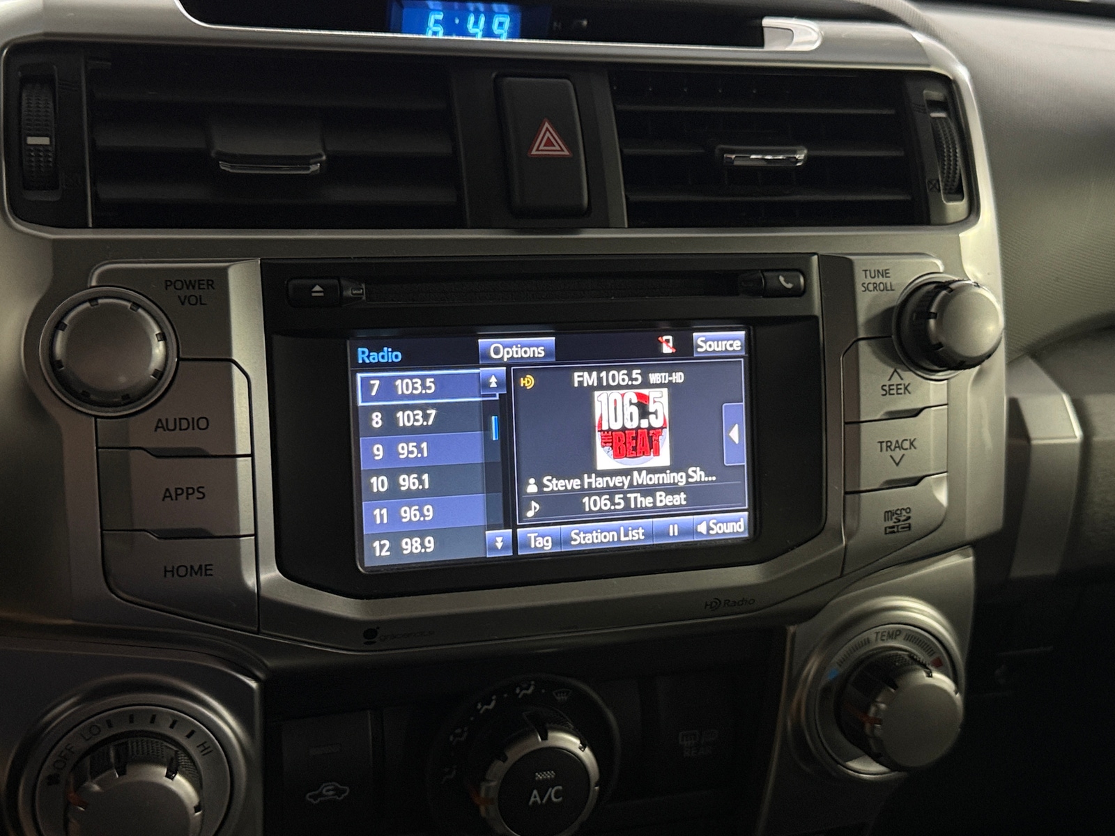 Thumbnail: 2016 Toyota 4Runner - 4