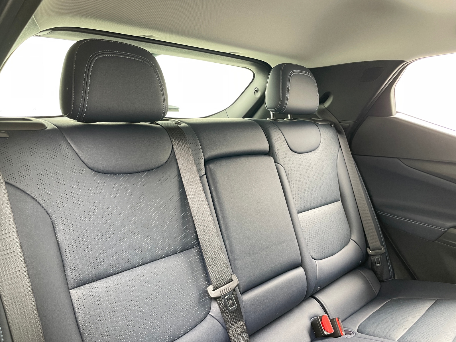 Thumbnail: 2023 Chevrolet Bolt EUV - 5