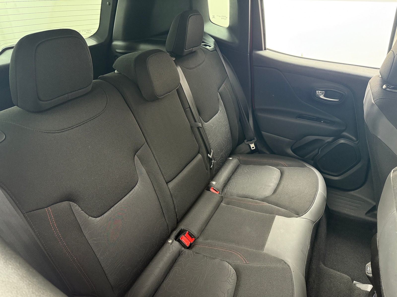 Thumbnail: 2022 Jeep Renegade - 6