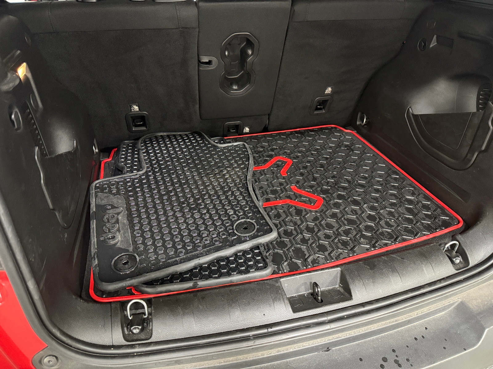 Thumbnail: 2022 Jeep Renegade - 7