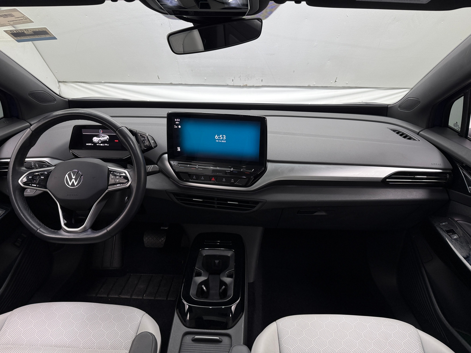 Thumbnail: 2021 Volkswagen ID.4 - 2