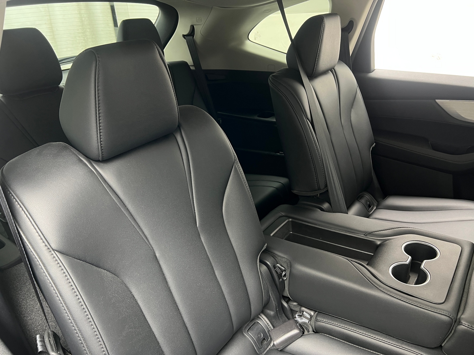 Thumbnail: 2023 Acura MDX - 5