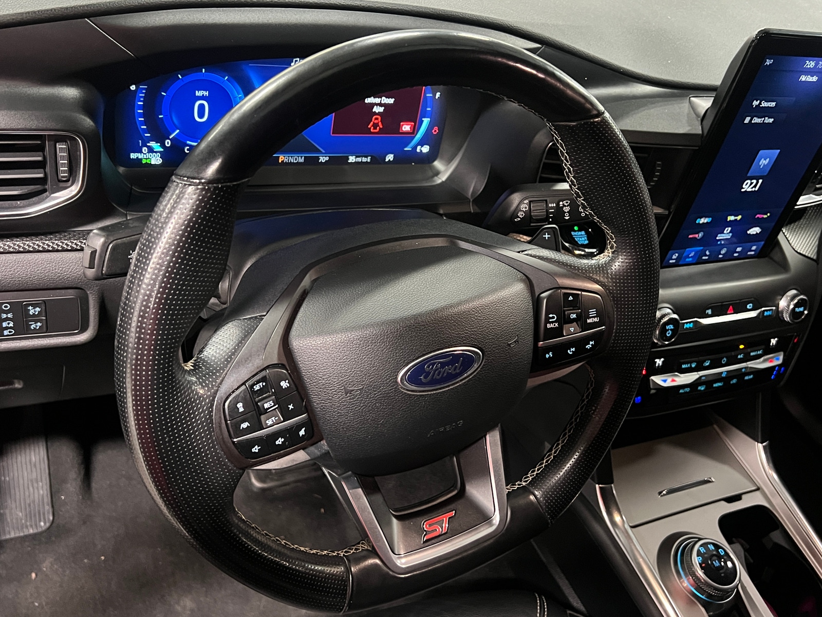 Thumbnail: 2020 Ford Explorer - 4