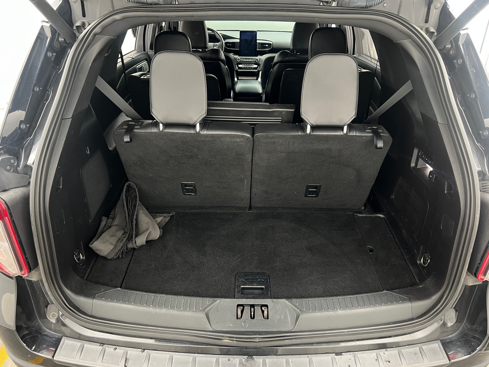 Thumbnail: 2020 Ford Explorer - 6