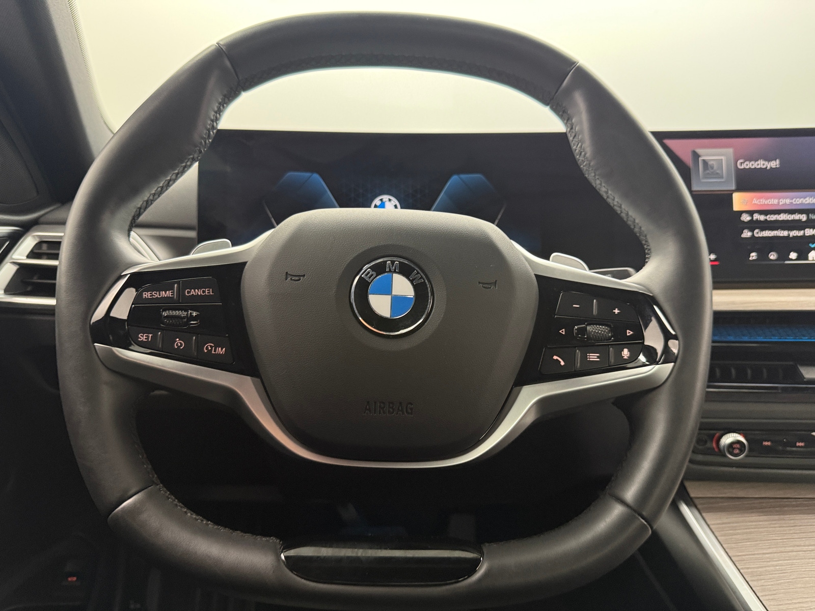 Thumbnail: 2025 BMW 4 Series - 3