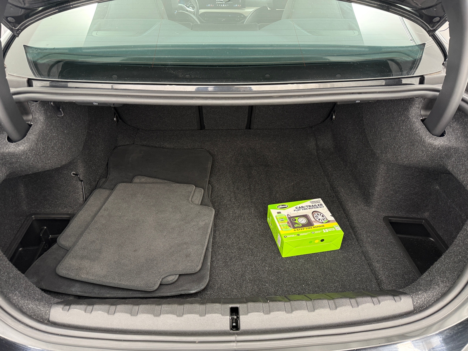 Thumbnail: 2025 BMW 4 Series - 4