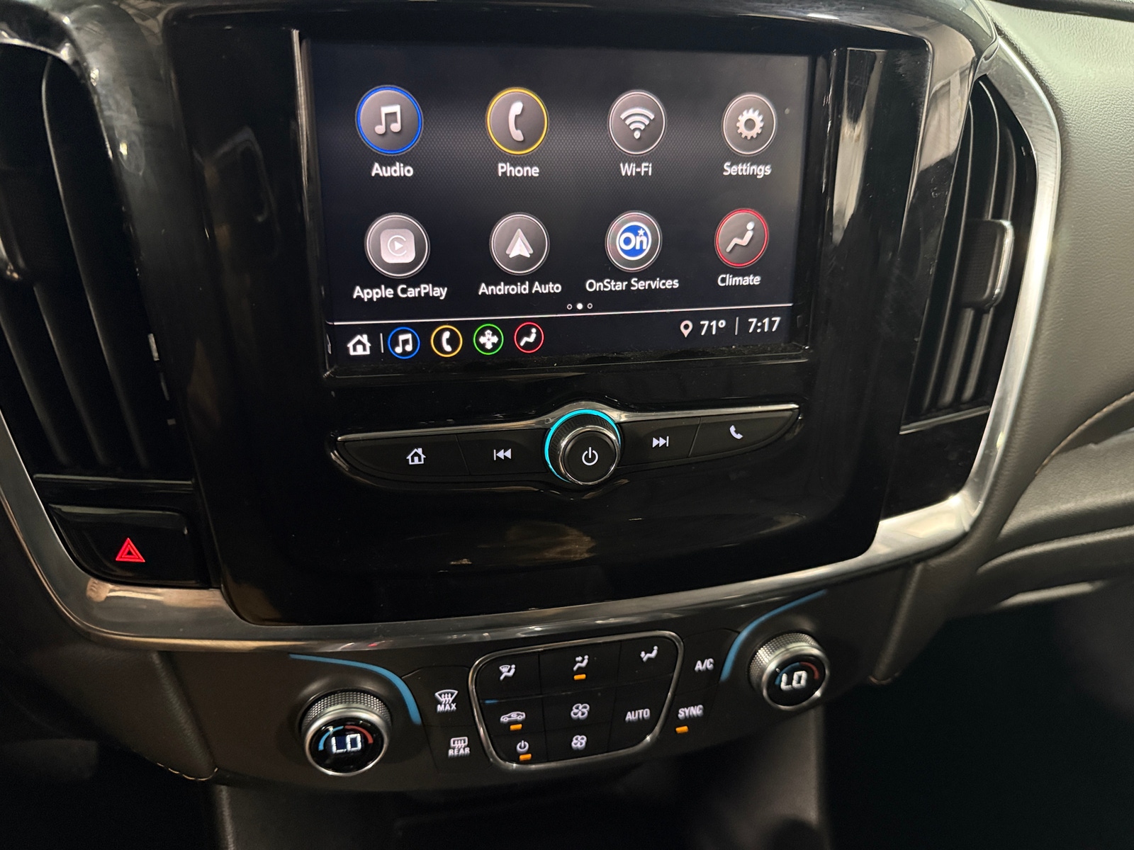 Thumbnail: 2020 Chevrolet Traverse - 4