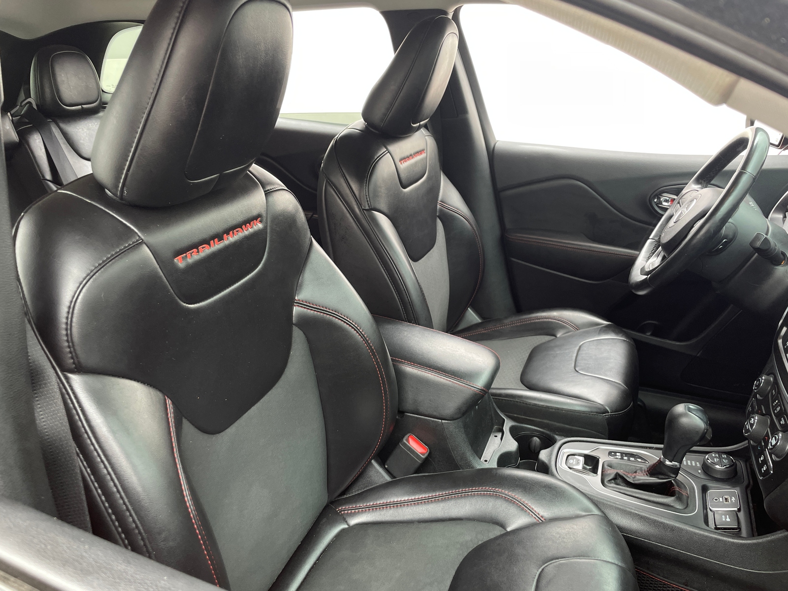 Thumbnail: 2019 Jeep Cherokee - 2