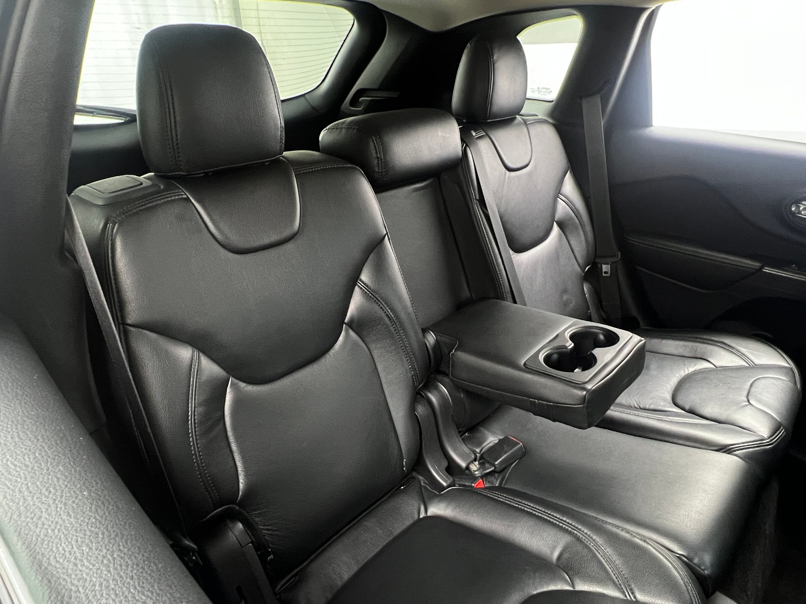 Thumbnail: 2015 Jeep Cherokee - 5