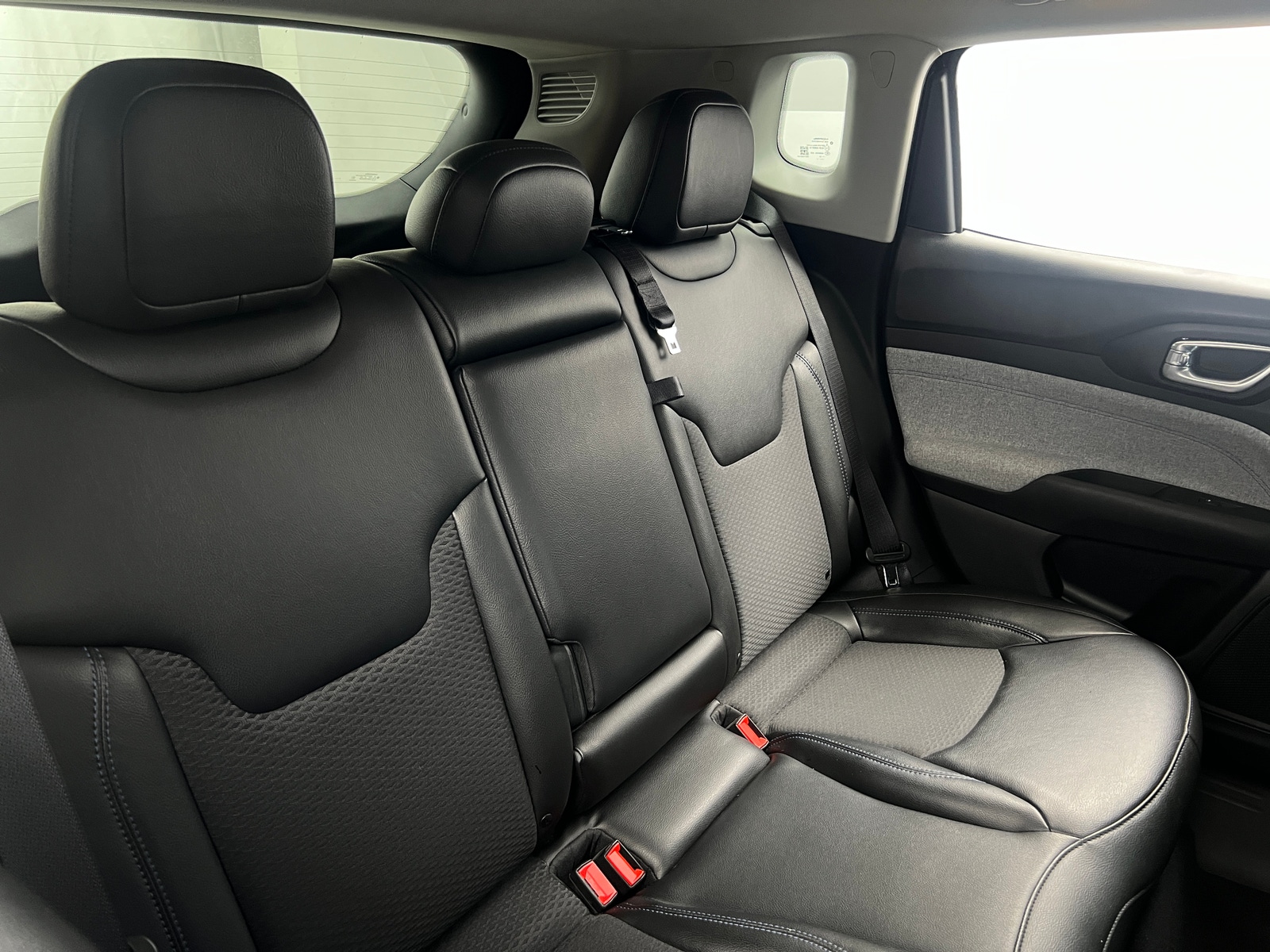 Thumbnail: 2022 Jeep Compass - 6
