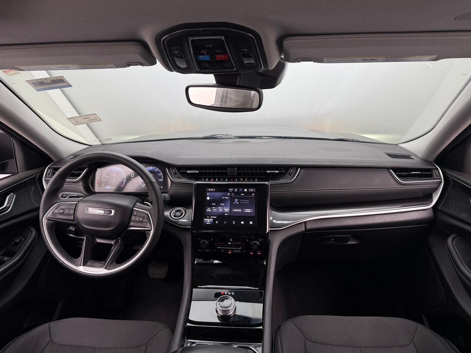 Thumbnail: 2023 Jeep Grand Cherokee L - 3