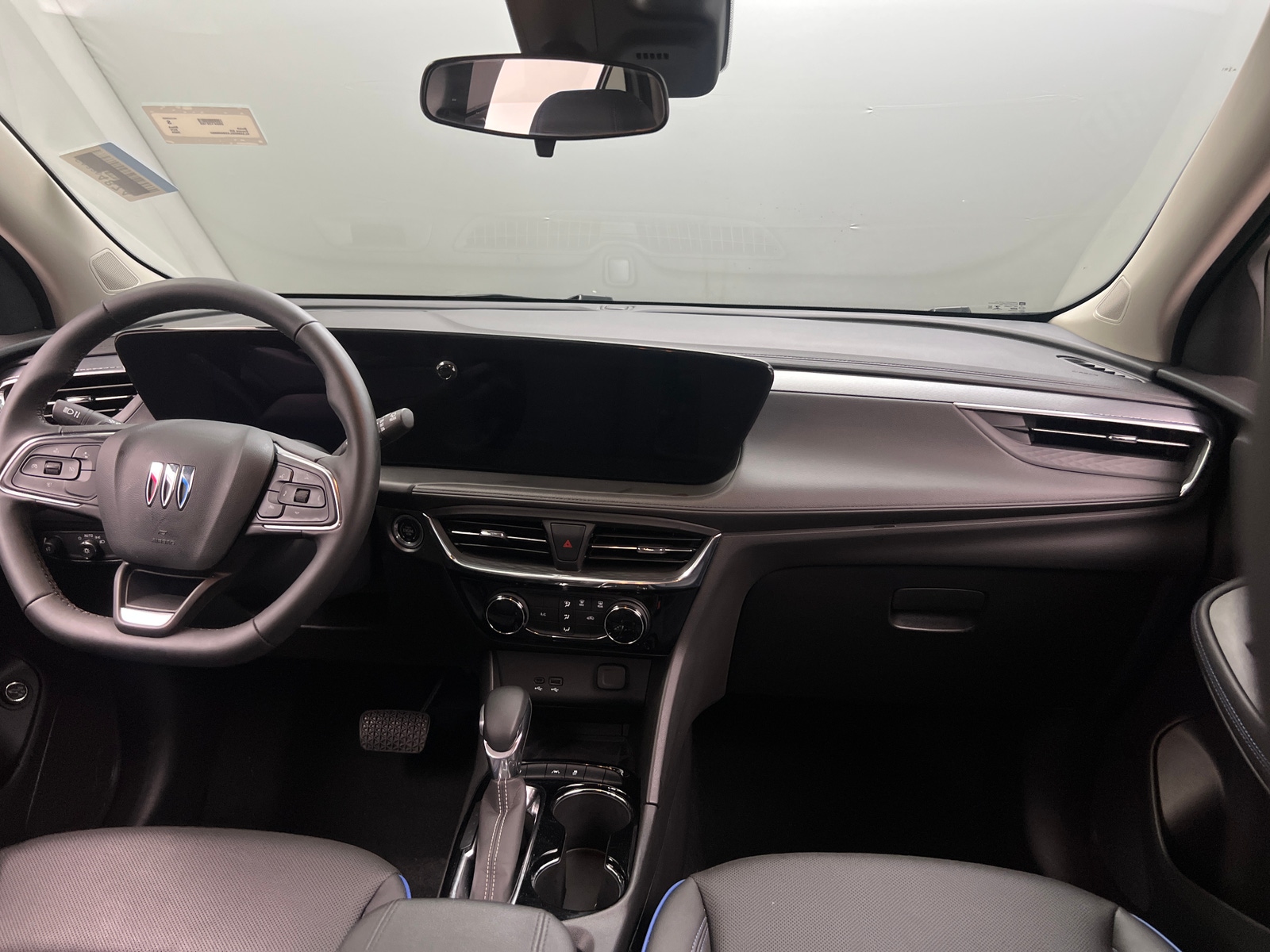Thumbnail: 2025 Buick Encore GX - 2