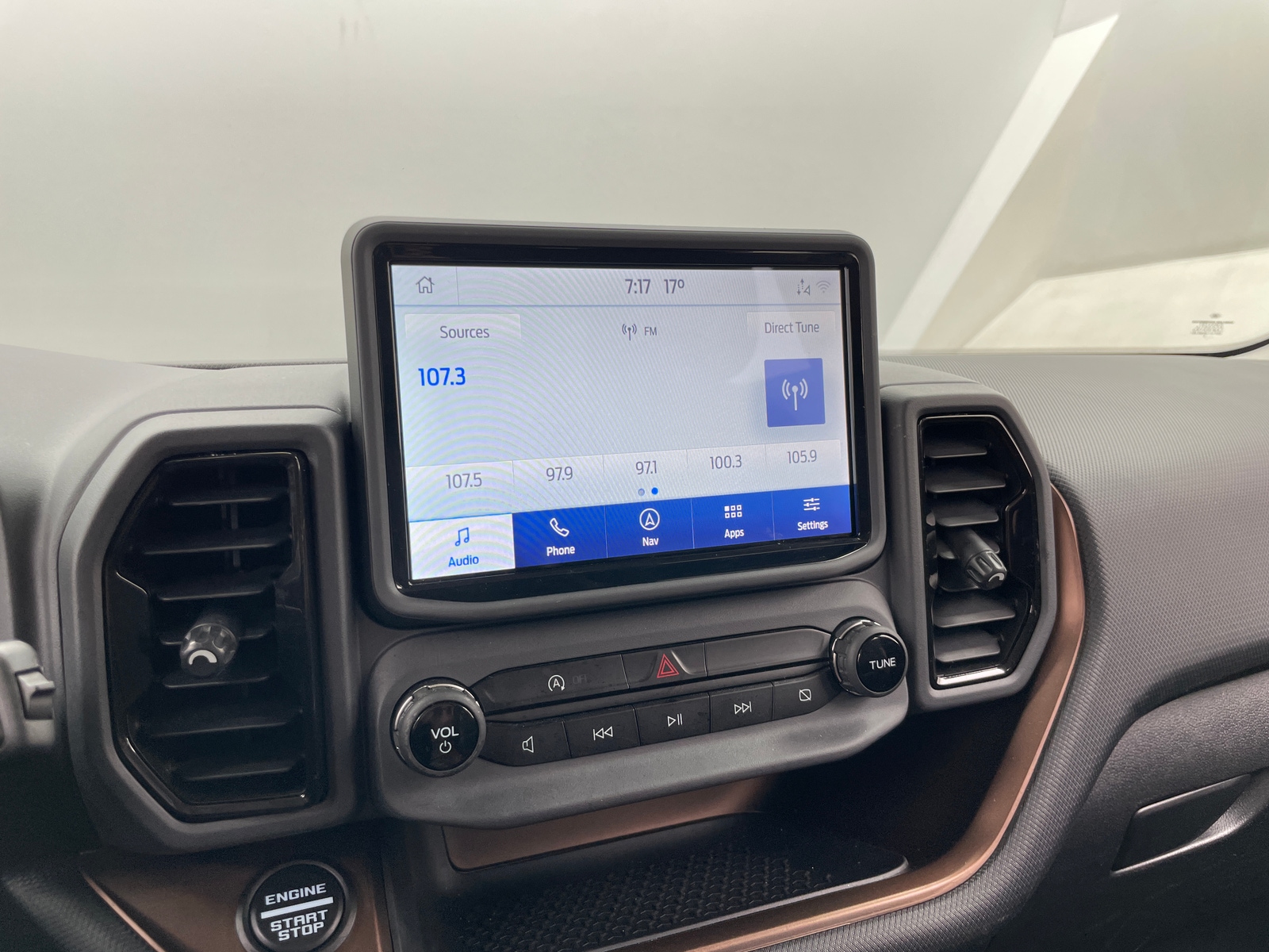 Thumbnail: 2021 Ford Bronco Sport - 3