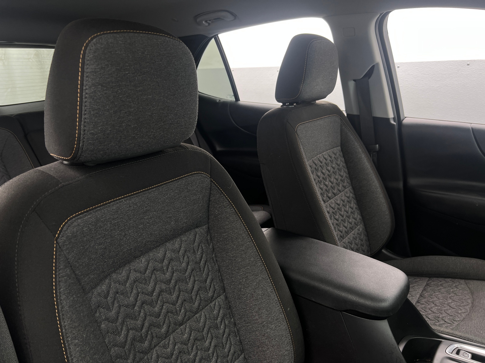 Thumbnail: 2022 Chevrolet Equinox - 2